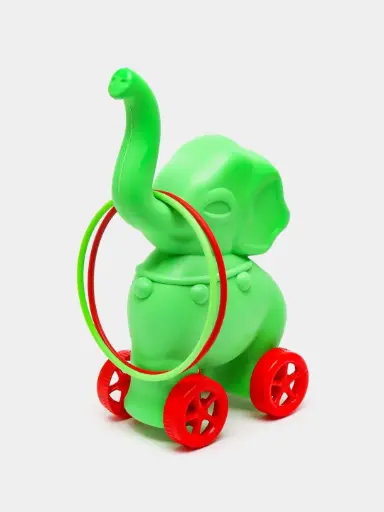 Ring throwing Elephant